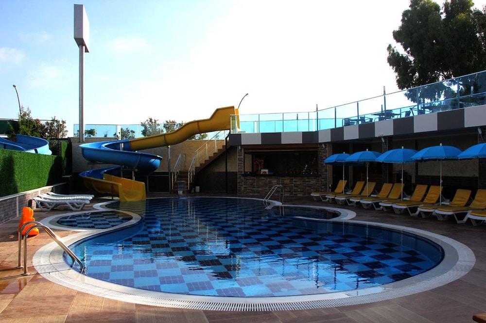 Merlin Beach Park Hotel Tosmur Exterior foto